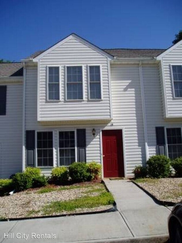 Primary Photo - 2315 Yorktown Ave