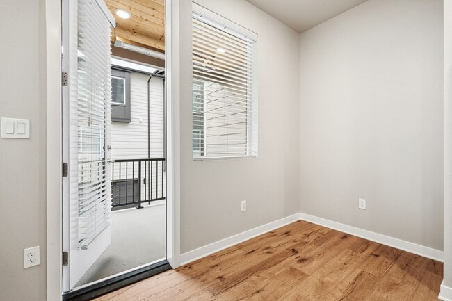 Foto del edificio - 1288sf | 2 Bedrooms 2.5 Baths | 2 Car Garage