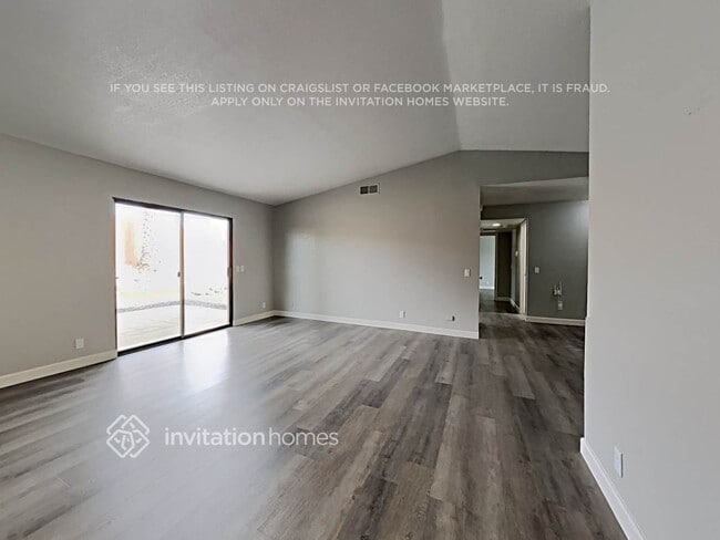 Building Photo - 411 Union Ct