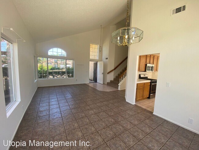 Foto del edificio - 3 br, 3 bath House - 3234 Rollingridge Ave