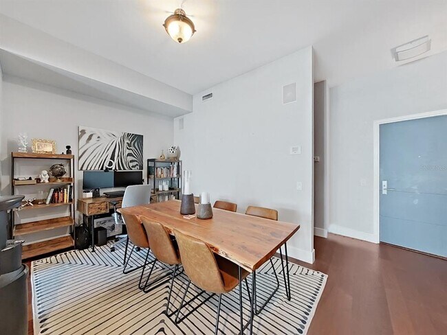 Foto del edificio - 111 N 12th St