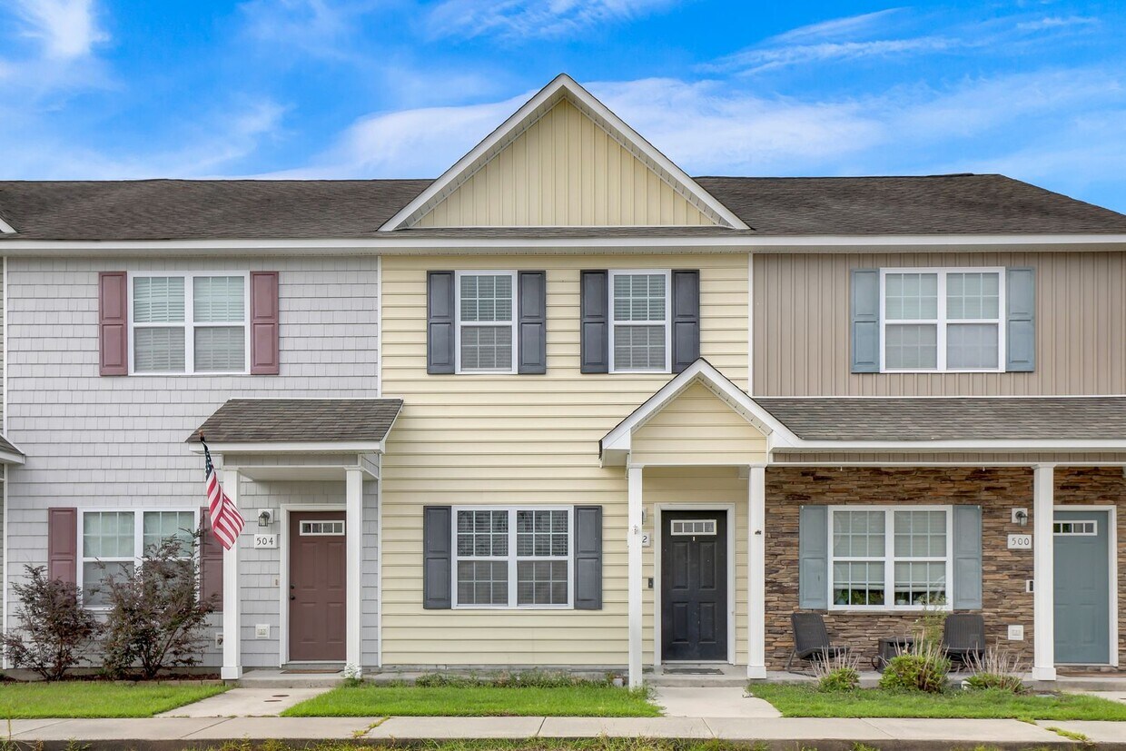 Foto principal - 502 Oyster Rock Ln