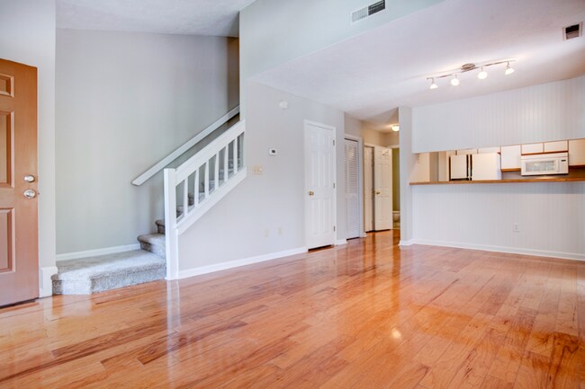 Foto del edificio - 617 13th Ave S
