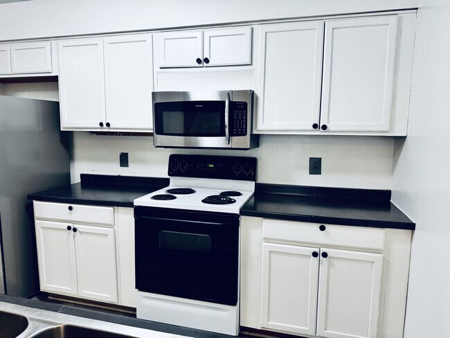 Foto del edificio - 202 Finley Forest Dr