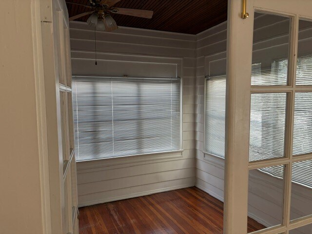Front Bedroom - 307 Hibiscus St