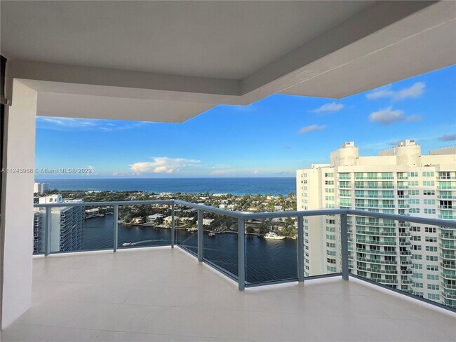 Foto del edificio - 20281 E Country Club Dr