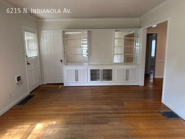 Building Photo - 6215 Indianola Ave