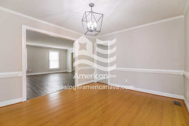Building Photo - 2409 Canal Dr NW
