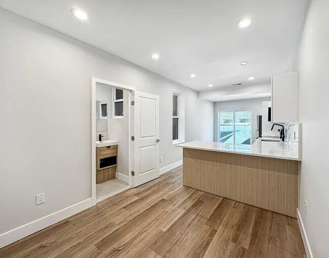 Foto del edificio - 2629 S Hicks St