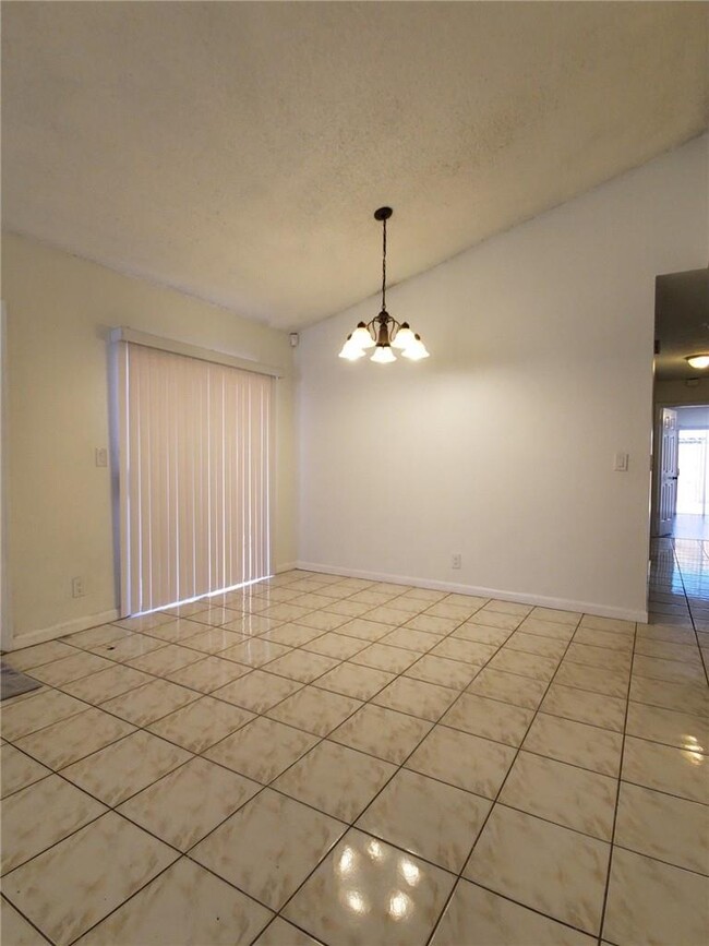 Building Photo - 7424 SW 14th Ct