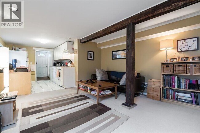 Photo du bâtiment - 1000 E 11th Ave