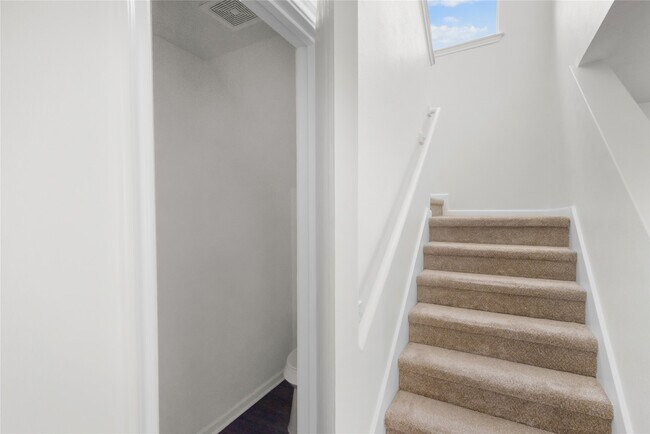 Foto del edificio - 19138 Larkspur Hills Dr