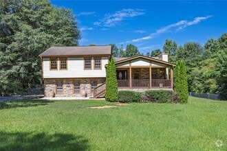 Building Photo - 2460 Sims Dr NE