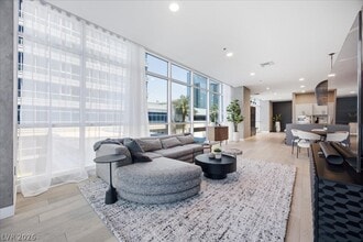 Building Photo - 4575 Dean Martin Dr