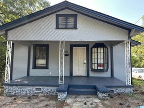Building Photo - 728 81st Pl S