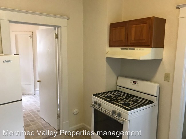 Building Photo - 2 br, 1 bath House - 6350 Madison Ave