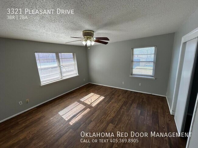 Foto del edificio - 3321 Pleasant Dr