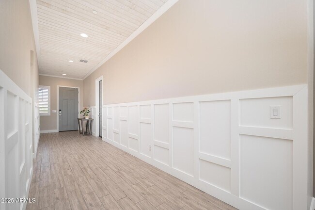 Foto del edificio - 23448 N 76th Pl