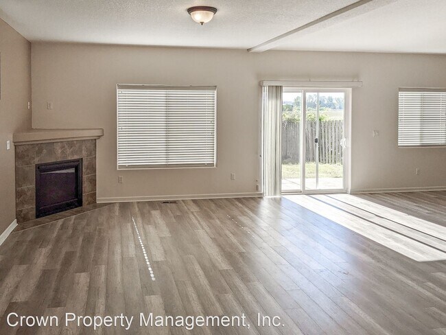 Foto del edificio - 4 br, 2.5 bath House - 739 Morning Glory D...