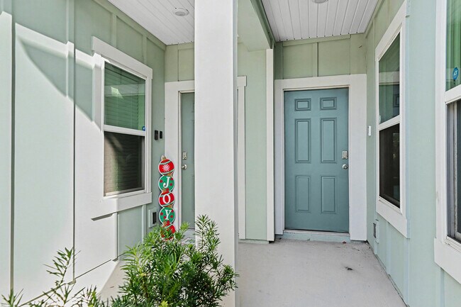 Foto del edificio - 9067 Gifford Dr