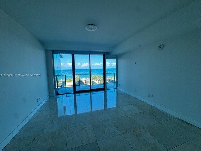 Building Photo - 350 Ocean Dr