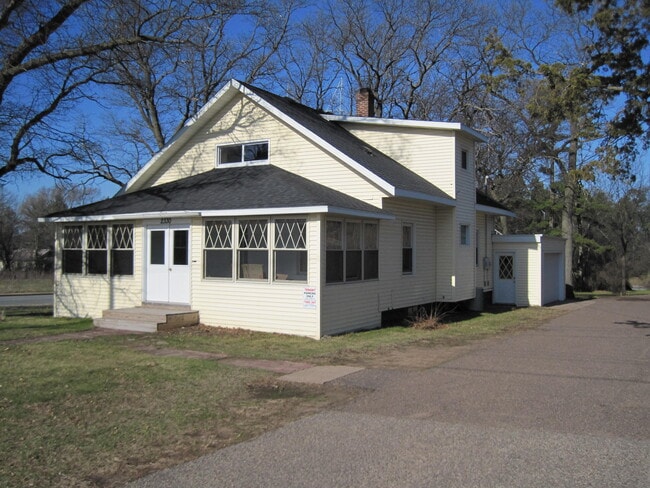 Building Photo - 2330 Starr Ave