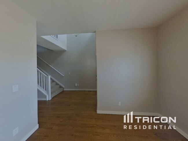 Foto del edificio - 1201 Antrim Loop