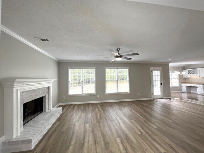 Foto del edificio - 12560 Crabapple Chase Dr
