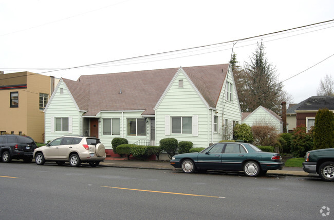 Foto del edificio - Lerkin Condos at Mt. Tabor