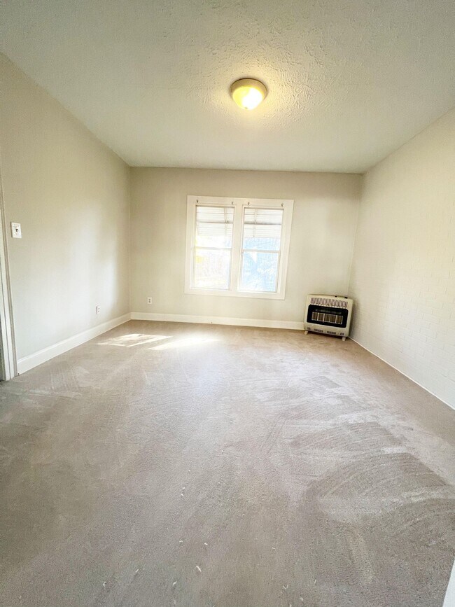 Foto del edificio - 337 5th Ave W