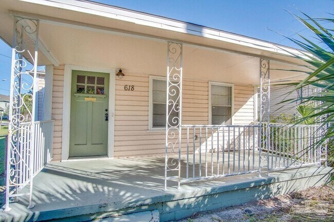 Foto del edificio - 618 N B St