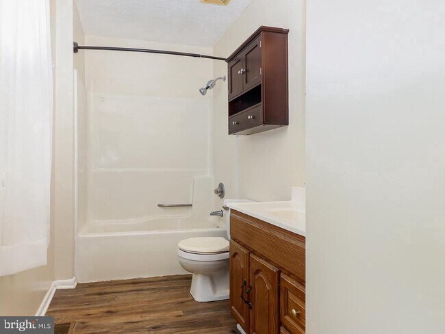 Building Photo - 1510 Murray Pl