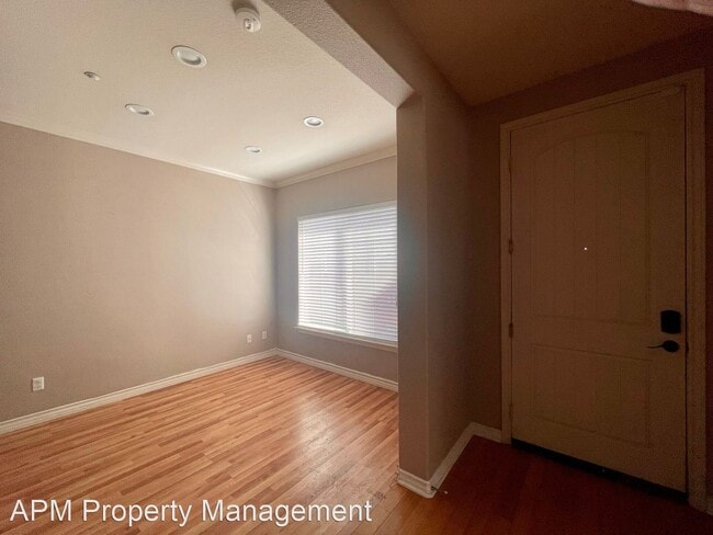 Building Photo - 3 br, 2.5 bath House - 4008 Alicia Ct