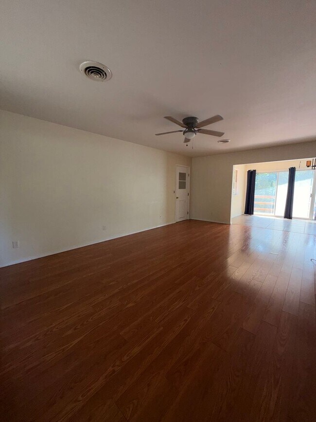 Foto del edificio - Charming 2-Bedroom, 2-Bath Home in Bella Vista, AR
