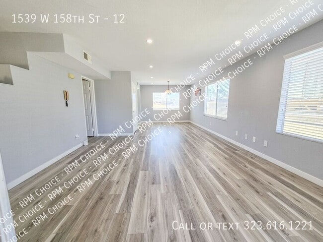 Building Photo - 1539 W 158th St