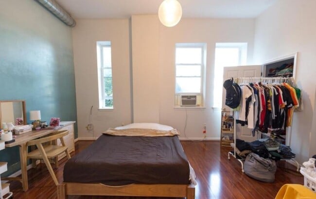 Foto del edificio - 2115 St Paul St