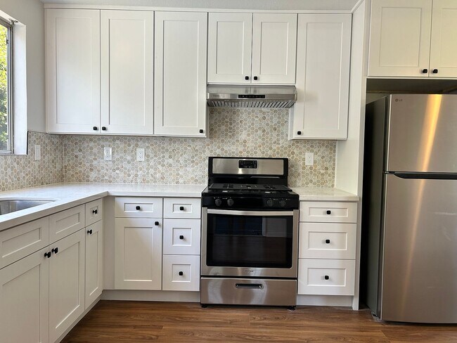 Foto del edificio - 6852 Rockland St