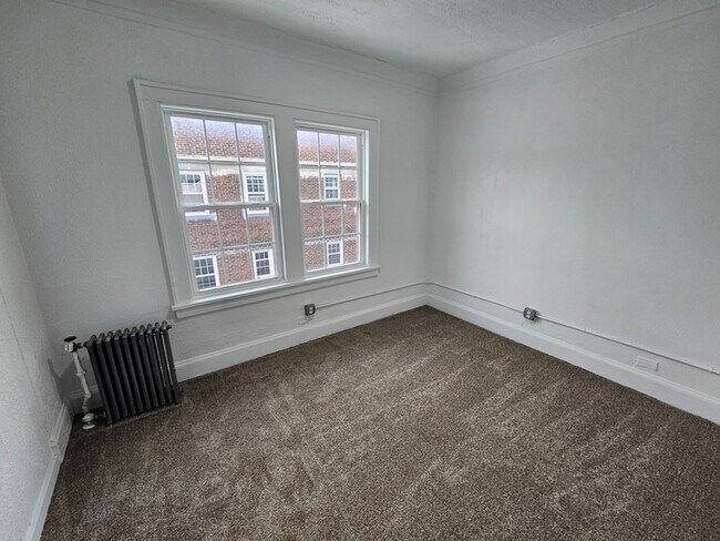 Foto del edificio - 2664 N Moreland Blvd