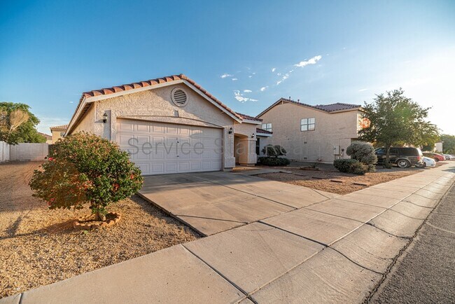 Building Photo - 9403 W Highland Ave