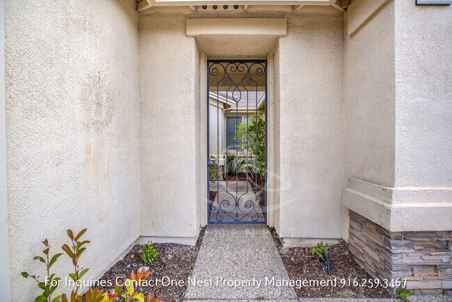 Building Photo - 2 bedroom, 2 bathroom + Casita in Sun City Lincoln Hills