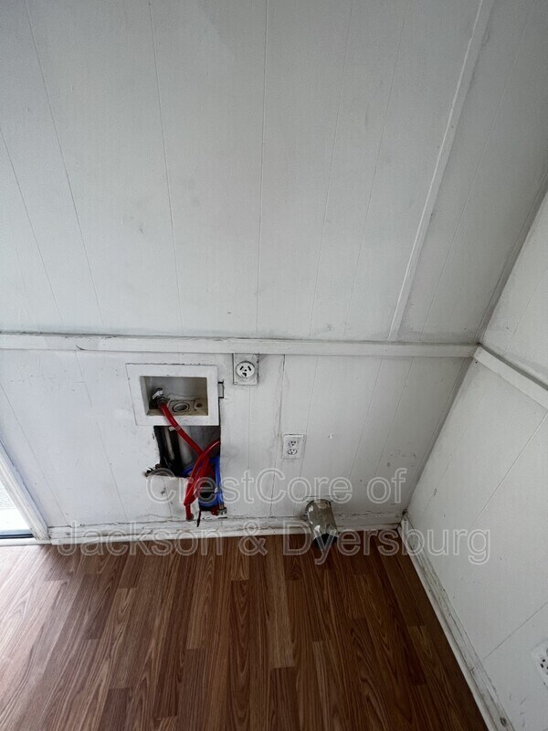 Building Photo - 360 Kist Ave