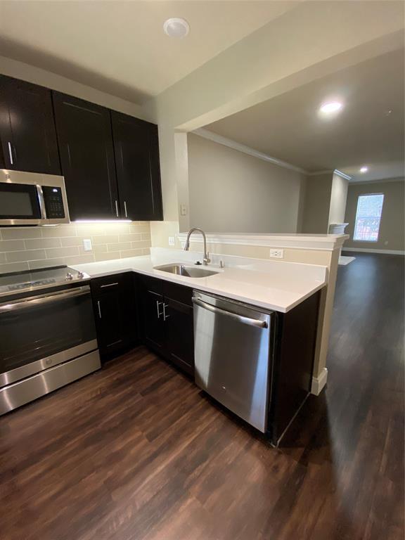 Foto del edificio - 5442 Caruth Haven Ln