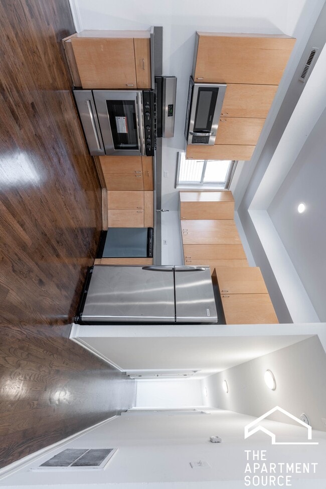Building Photo - 2112 N Campbell Ave