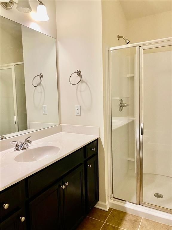 Building Photo - 166 Granite Way