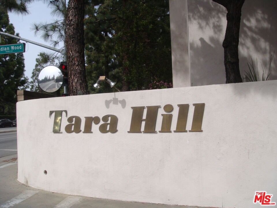 4915 Indian Wood Rd Unit 501, Culver City, CA 90230 Apartment for