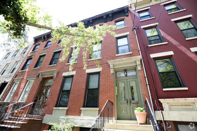 Foto del edificio - 514 Clinton St
