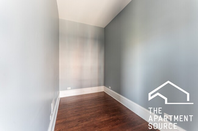 Building Photo - 1656 S Throop St