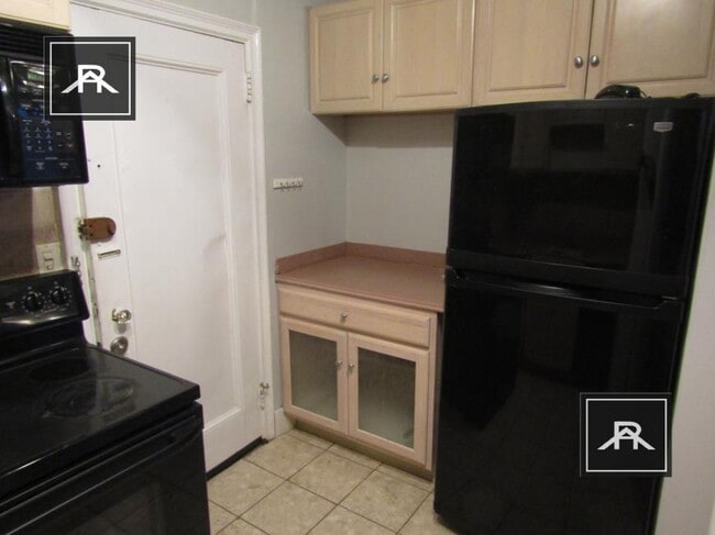 Building Photo - 1 bedroom in Brighton MA 02135
