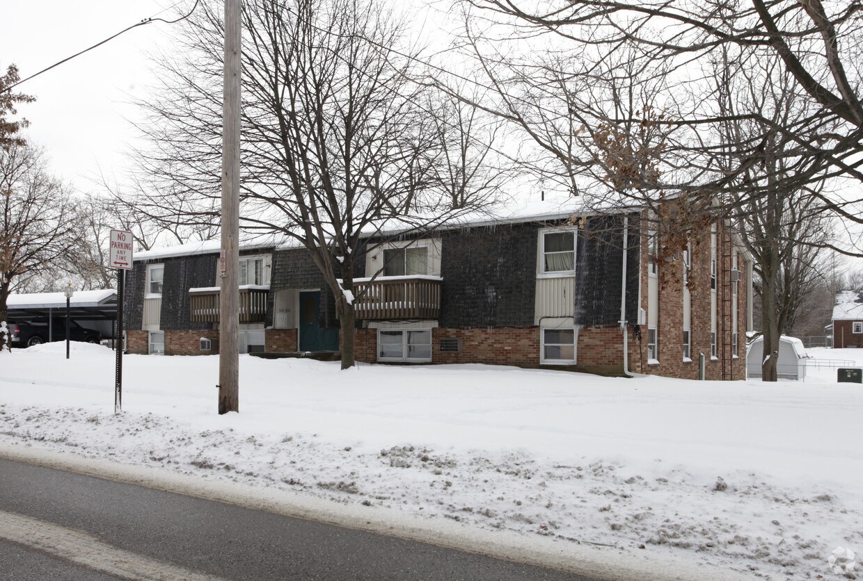 Building Photo - 130 Frana Clara St