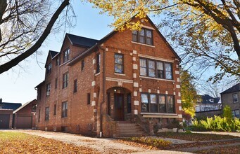 Building Photo - 1319 Rutledge St